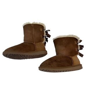 UGG Australia Bailey Bow Boots | Kids Size 13 | Chestnut Sheepskin